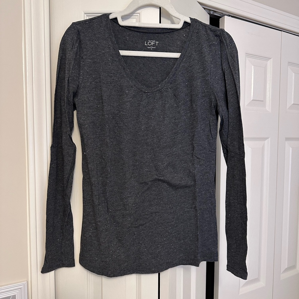 LOFT Gray Fitted Long Sleeve Tee